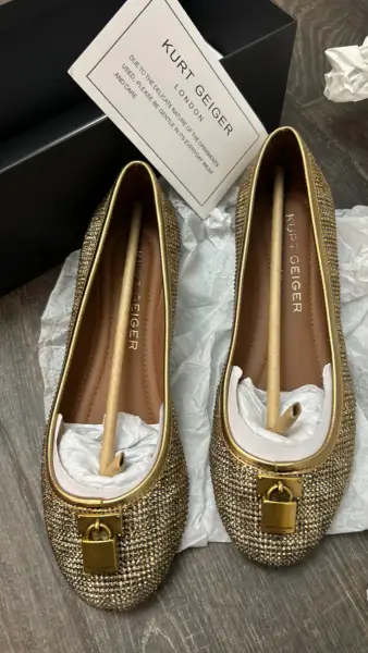 أخرى — حذاء kurt geiger أصلي كالجديد