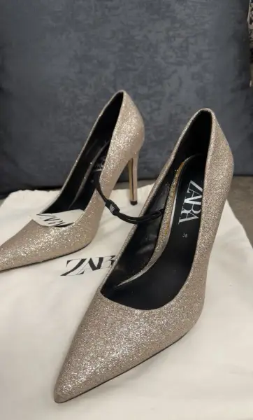 زارا — مقاس 38