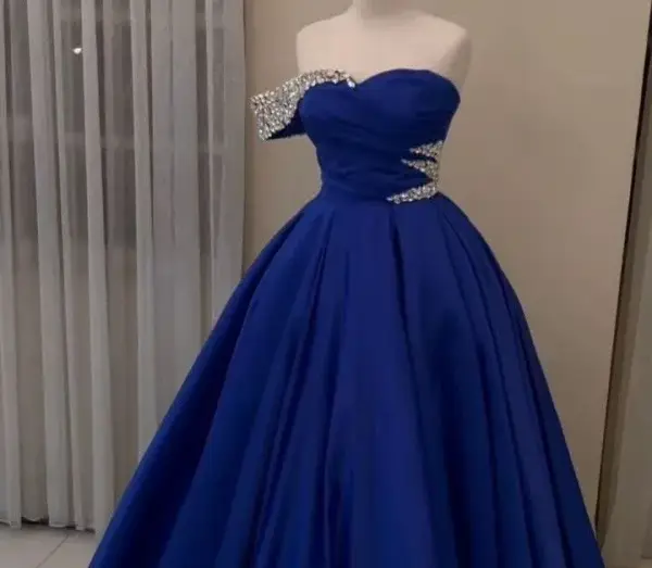 H&M — فستان استعمال مرة مقاس 38