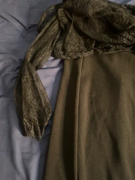 أخرى — فستان